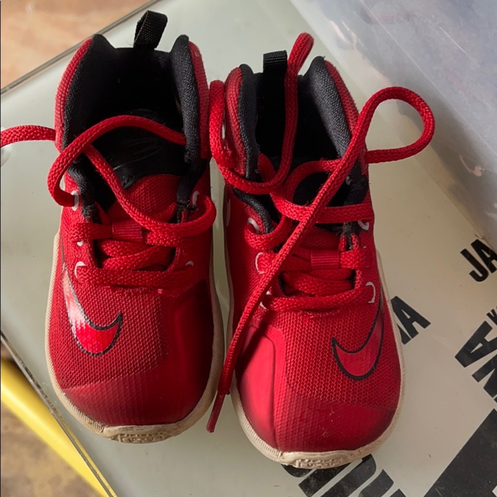 Nike red Toddler shoes size6